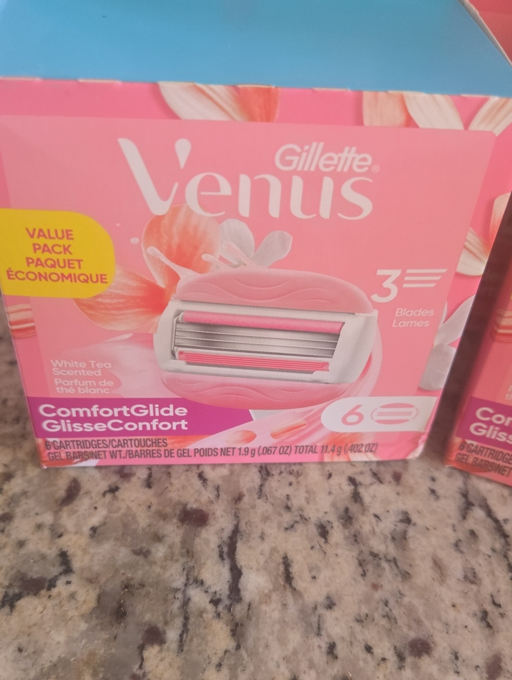 Gillette Venus ComfortGlide White Tea Scented Razor Refills – 6 Cartridges